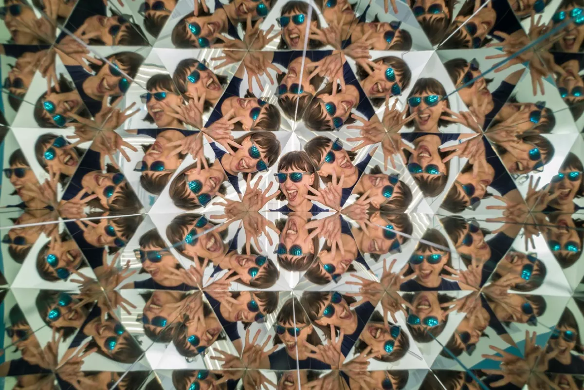 Museum of Illusions - מוזיאון האשליות