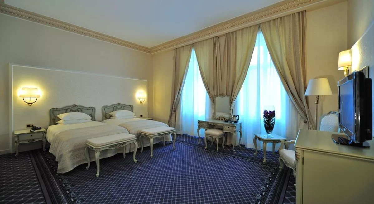 גרנד הוטל קונטיננטל