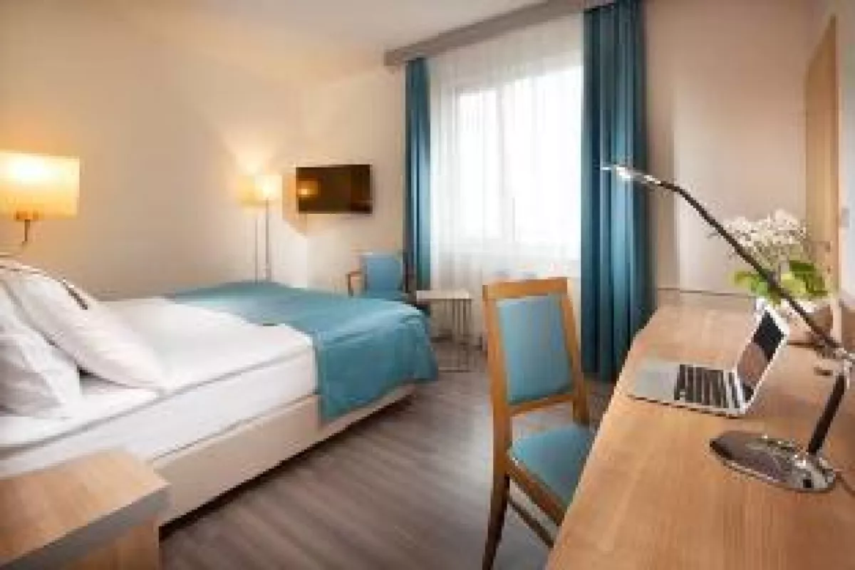 Holiday Inn Prague Congress Centre