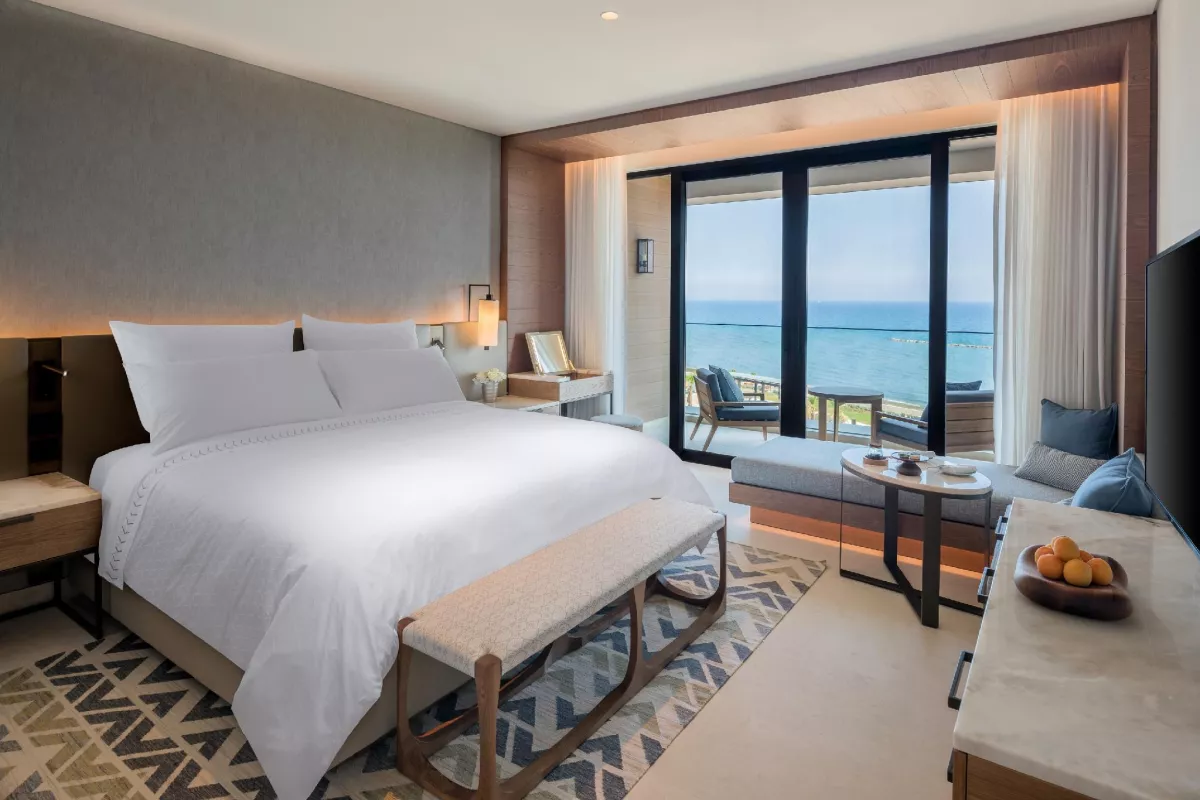 Amara - Sea Your Only View™